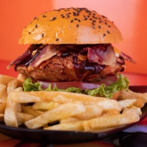 Burguer Croc Bacon/Fritas — Frango